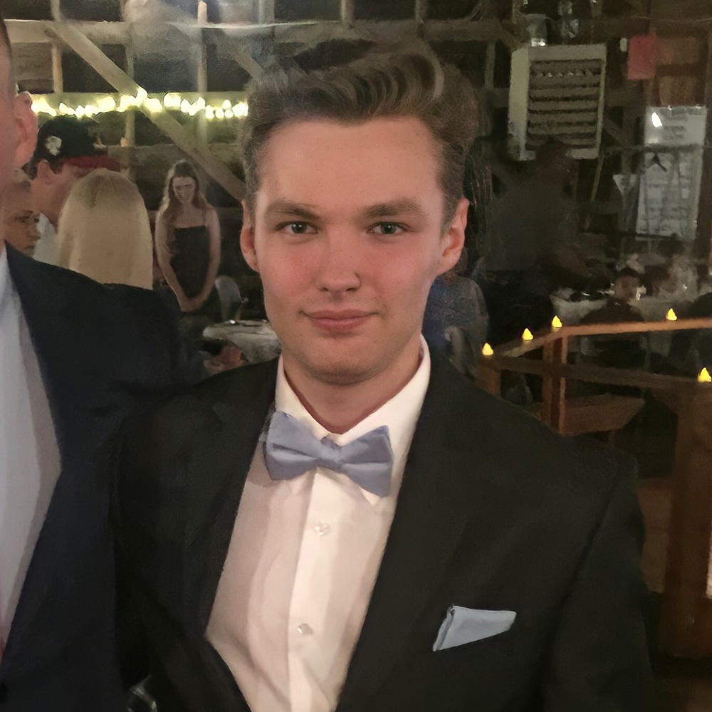 Meet your Posher, Hayden